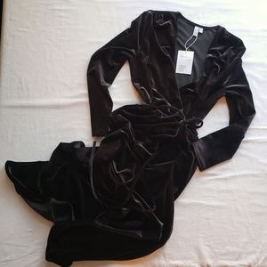 & Other Stories Black Velvet Wrap Dress sz 4